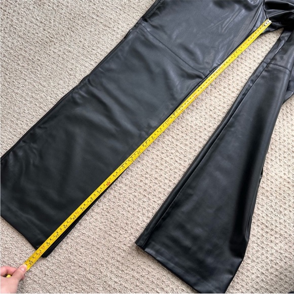 BLOGGERS FAV ZARA FAUX LEATHER STRAIGHT LEG PANTS size XS - Picture 10 of 12